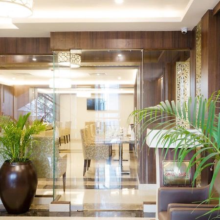 Ss Lumina Hotel บังกาลอร์ ภายนอก รูปภาพ