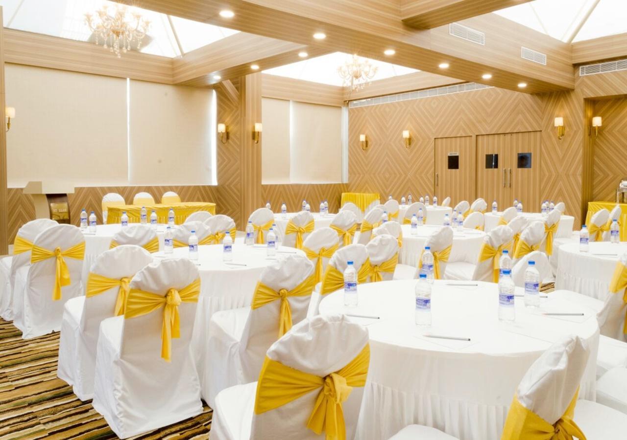 Ss Lumina Hotel บังกาลอร์ ภายนอก รูปภาพ